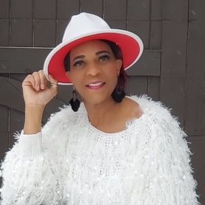 Meet your Posher, Tomekia